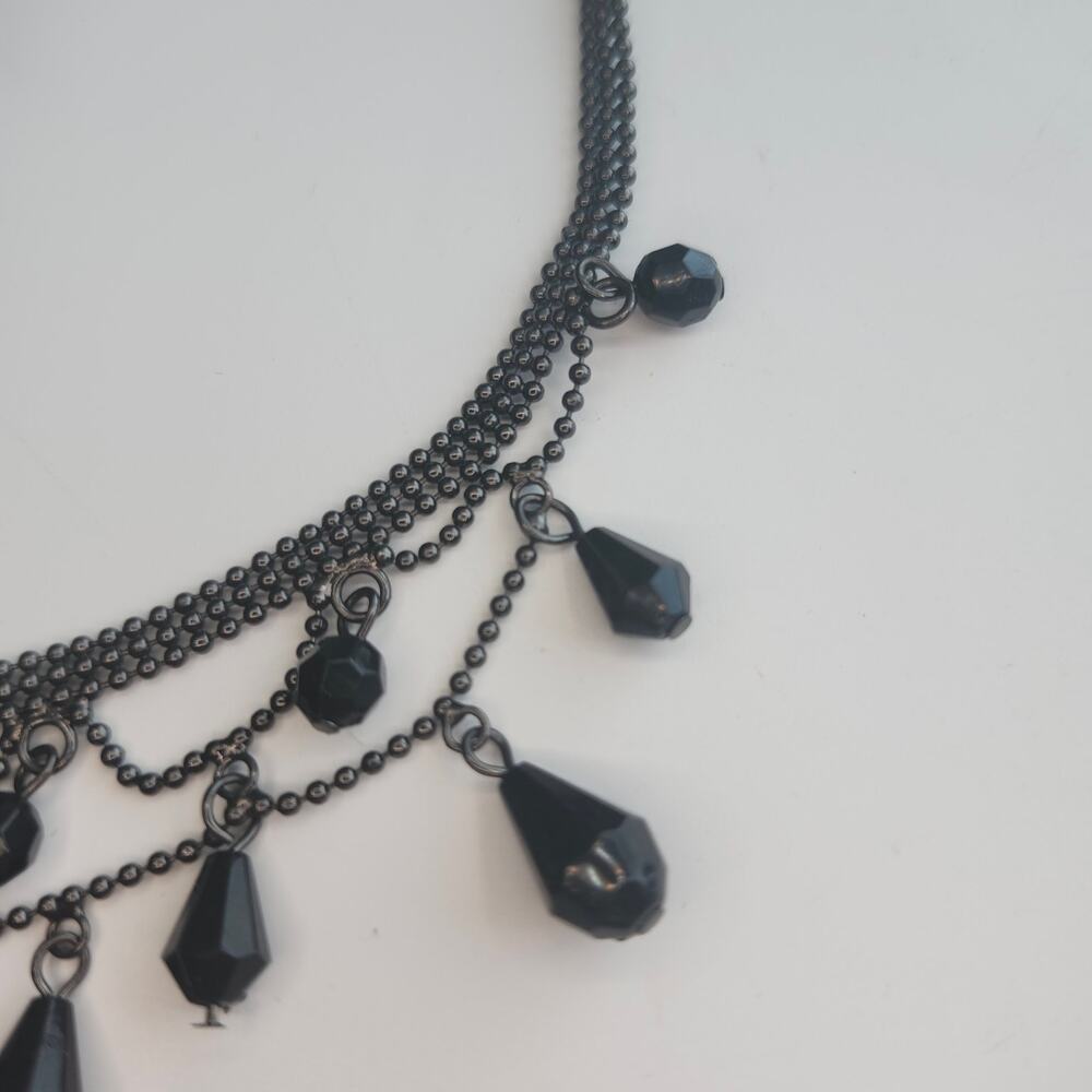 Liz Claiborne Black Faceted Acrylic Drop Necklace Gunmetal Chain Boho Statement - Picture 8 of 8